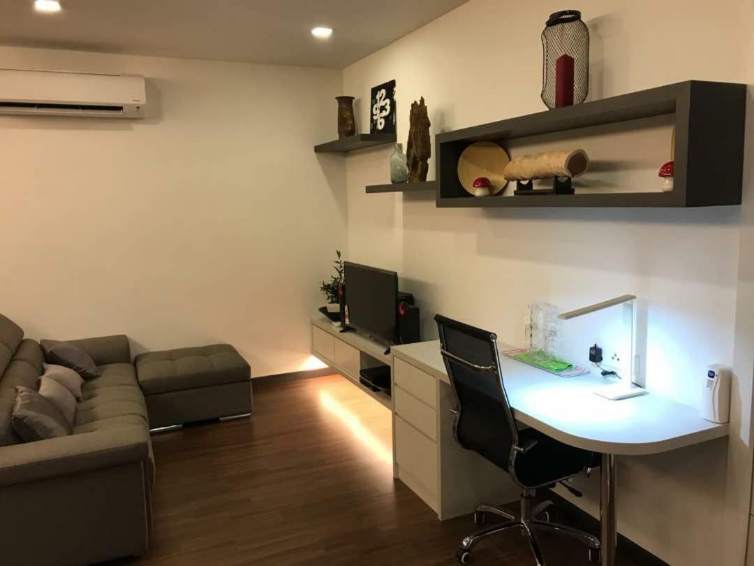 Silk Sky Residence Seri Kembangan Exterior photo