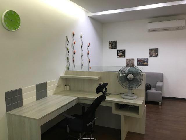 Silk Sky Residence Seri Kembangan Exterior photo